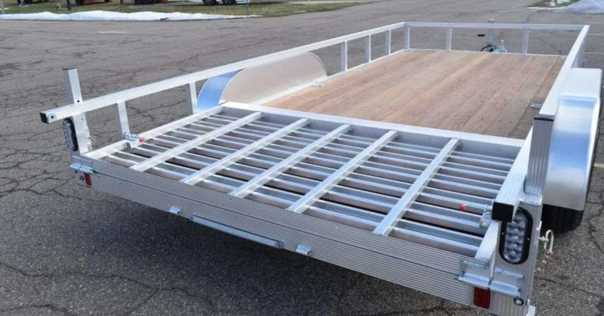 How To Clean and Maintain Your Aluminum Trailer